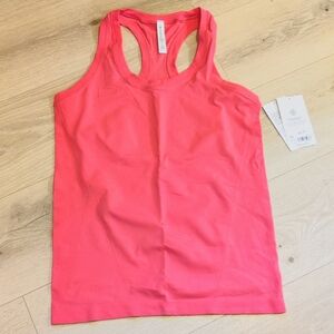 Athleta Momentum tank in tangerine